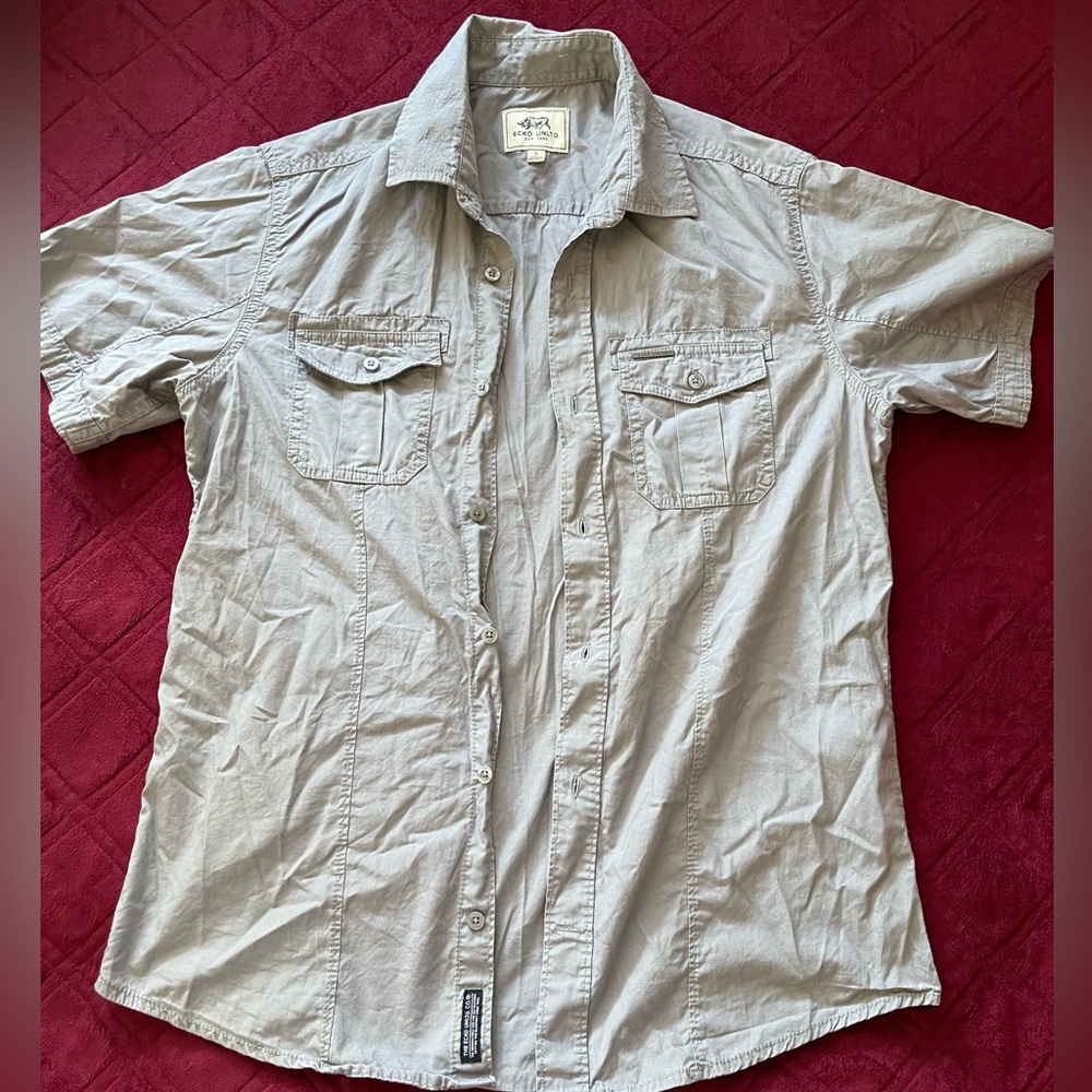 ECKŌ UNLTD men’s button down.